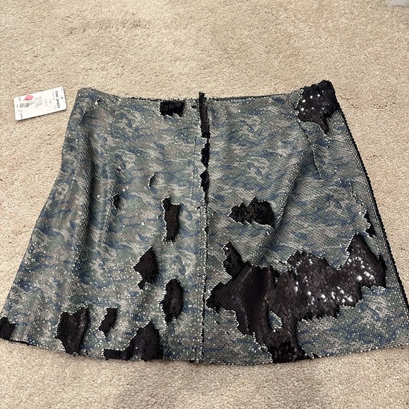 Free People Skinny Sequin Miniskirt Skirt Pink Cheetah Camo 8 - Picture 5 of 5